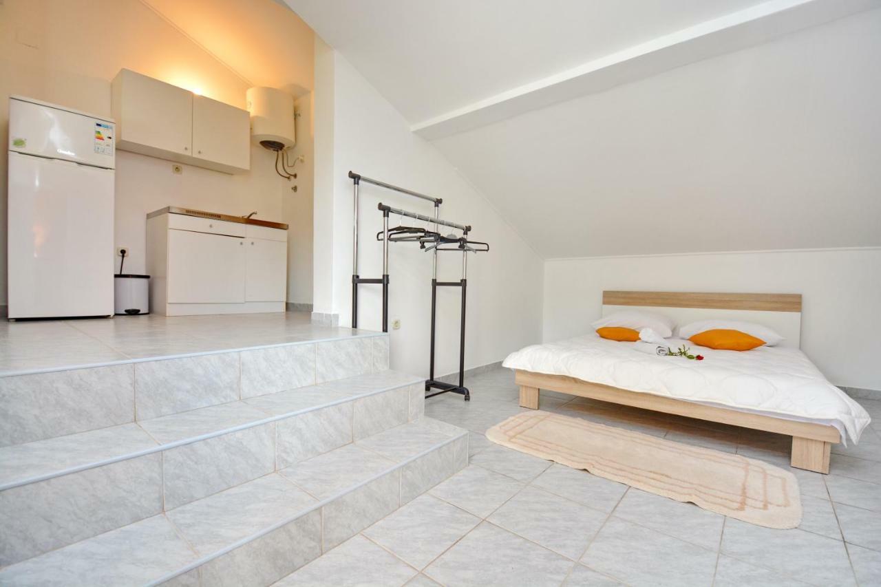 Apartmani Maca Sikovo Exteriör bild