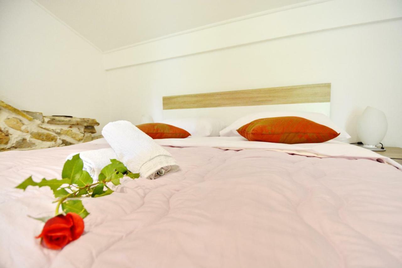 Apartmani Maca Sikovo Exteriör bild