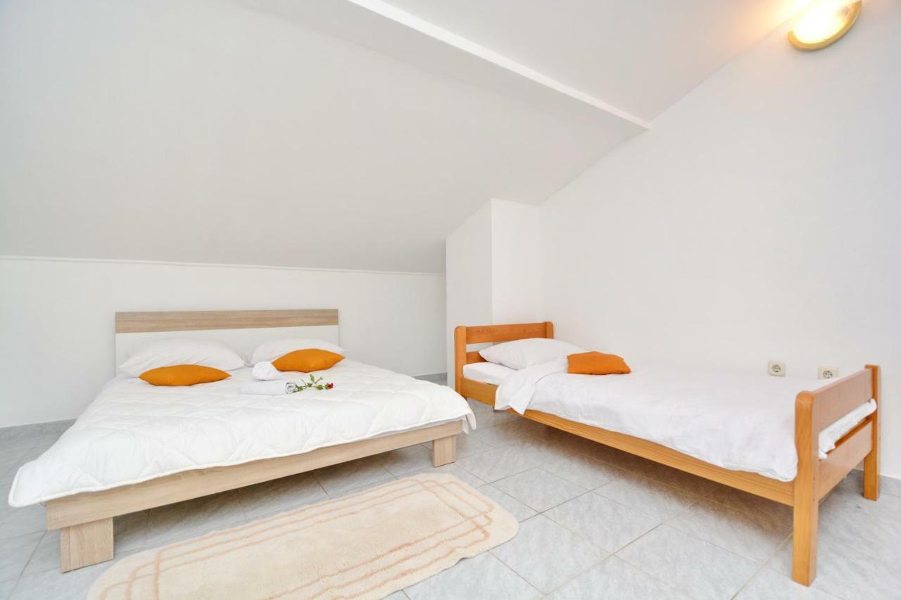Apartmani Maca Sikovo Exteriör bild